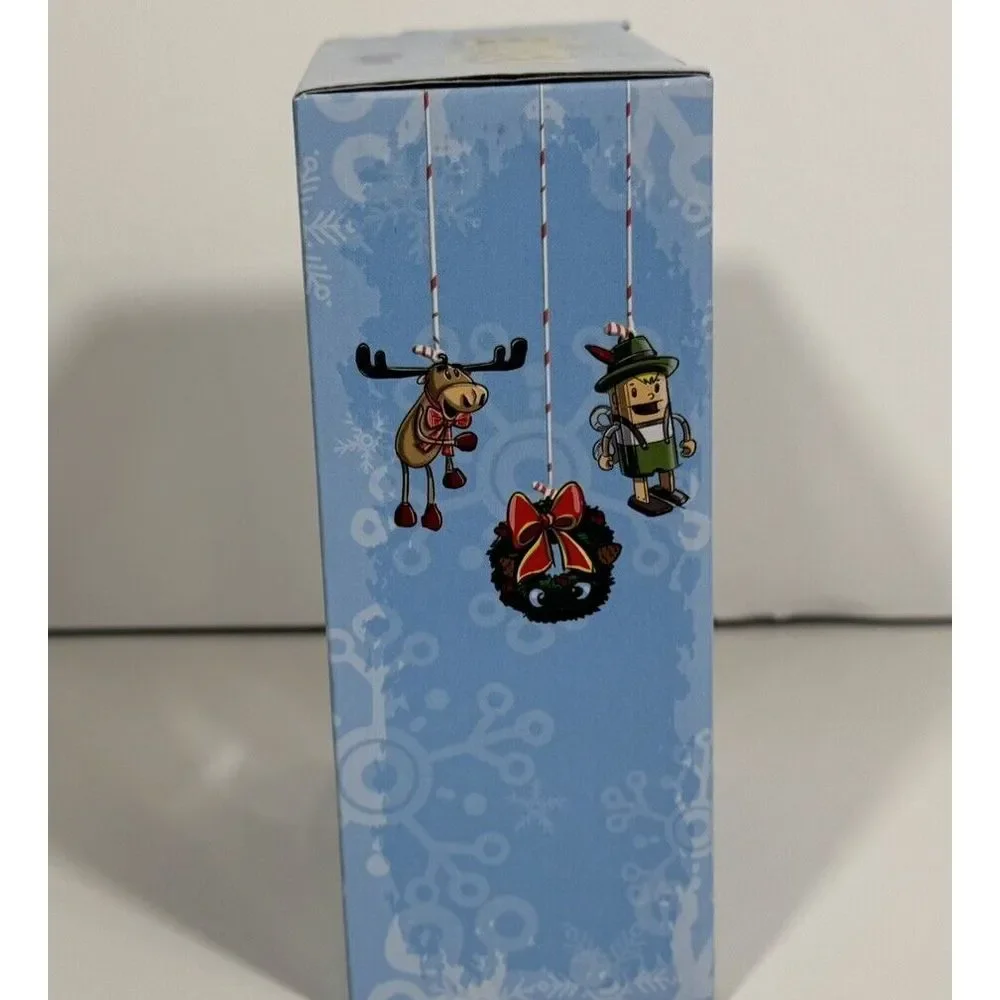 New In box‎ Oliver the Ornament 